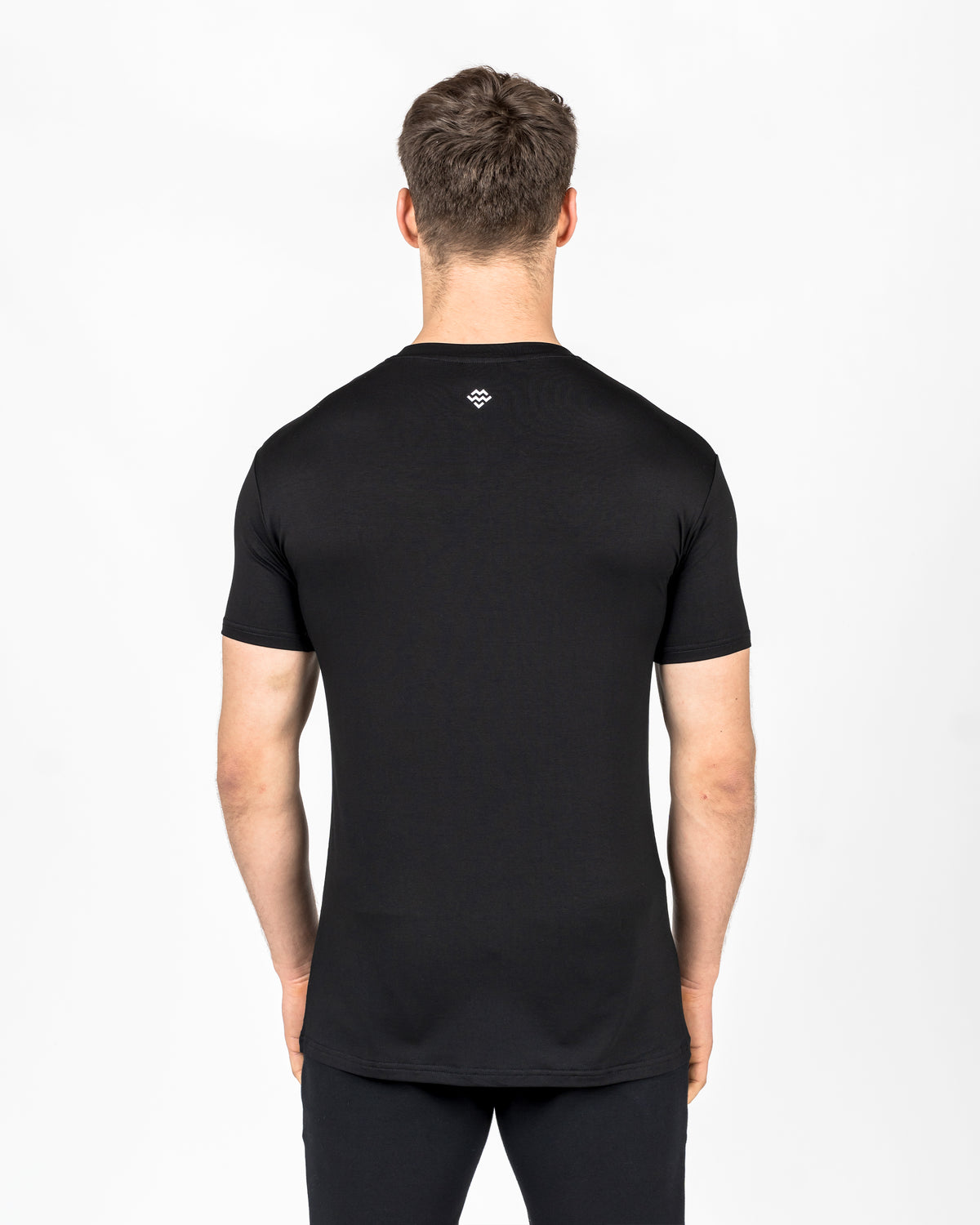Train Like A Machine Tech T-Shirt (Black/White)